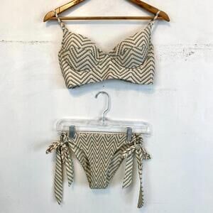 TORI PRAVER cream green chevron pattern bikini sz M